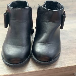 Kids children’s place black boots size 4 for toddler girls